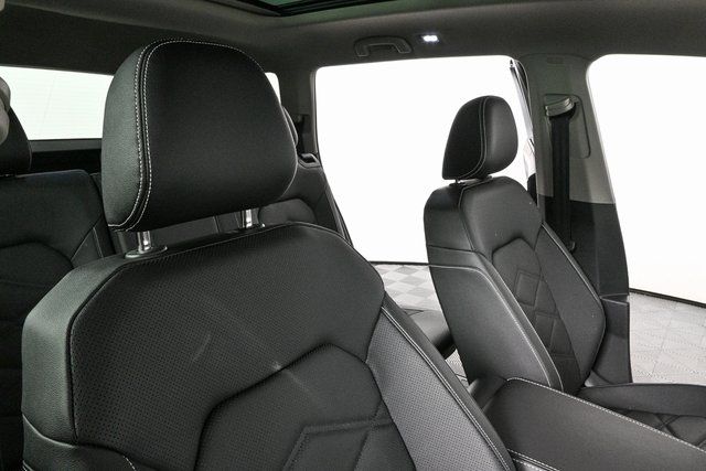 new 2026 Volkswagen Atlas car, priced at $46,918