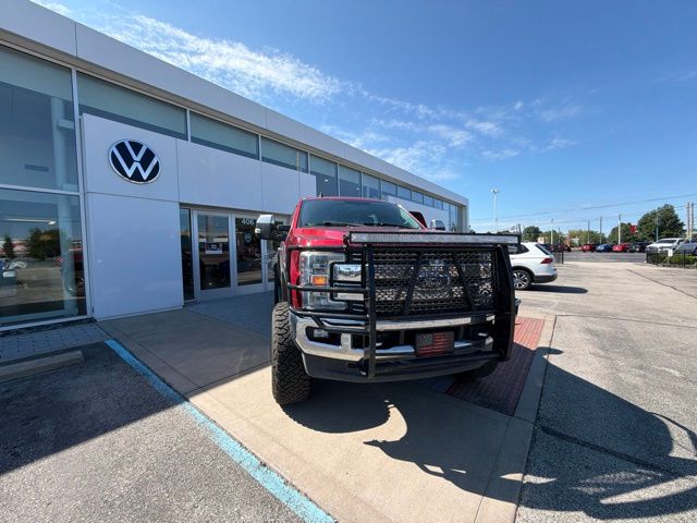 2019 Ford F-250 Super Duty Lariat Crew Cab 4WD
