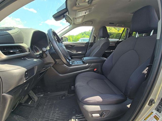 Used 2021 Toyota Highlander SUV