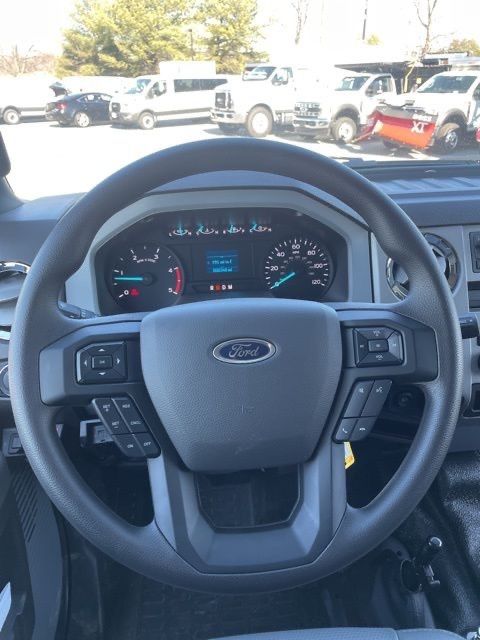 2025 Ford F-650 Super Duty 