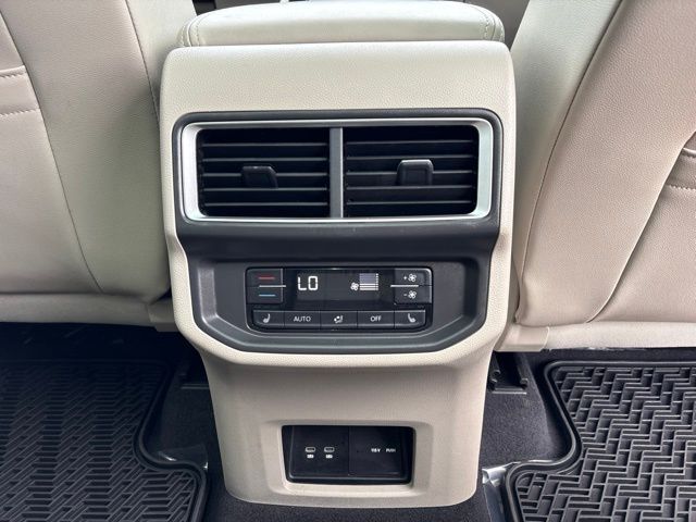 Used 2024 Volkswagen Atlas SUV