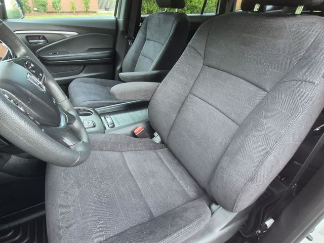 Used 2022 White Honda Sport image 27