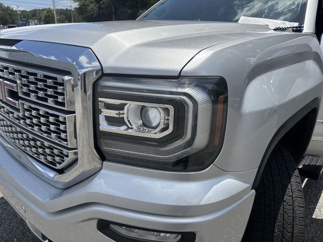 Used 2017 Silver GMC Denali image 32