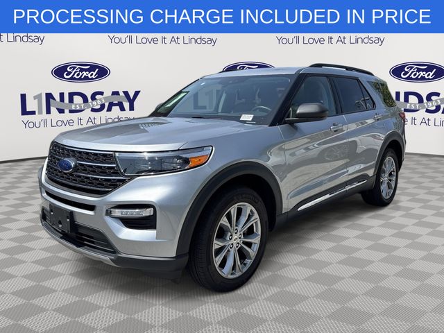 Silver Metallic 2023 Ford Explorer SUV / Crossover All-Wheel Drive Automatic