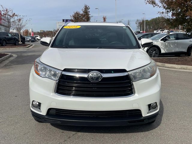 2016 Toyota Highlander Limited 8