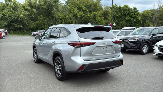 Used 2025 Toyota Highlander Hybrid SUV
