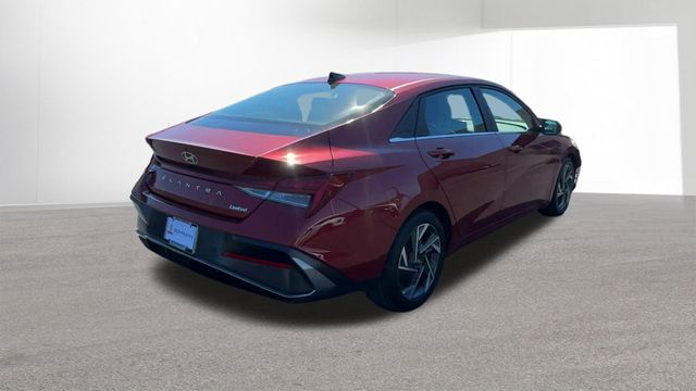 Used 2024 Hyundai Elantra For Sale in Indianapolis, IN