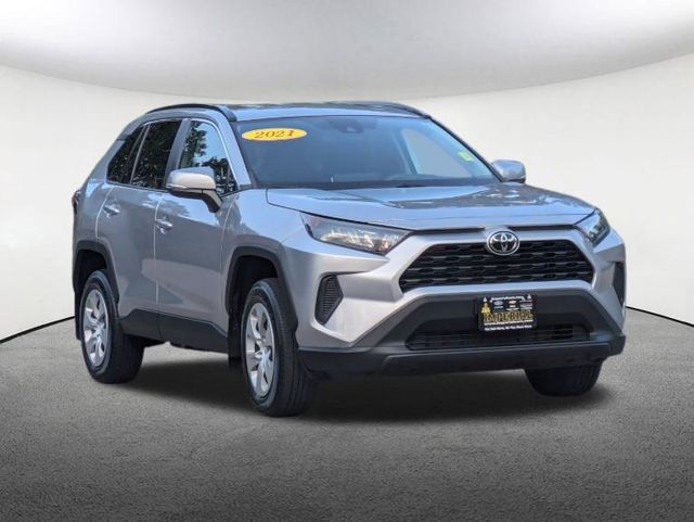 2021 Toyota RAV4 LE 2