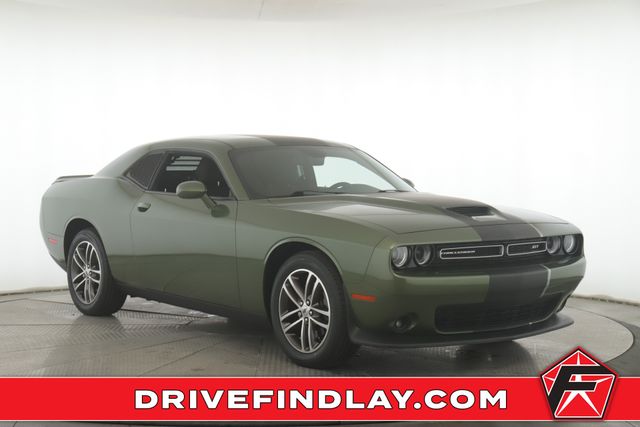 Dodge Challenger GT AWD