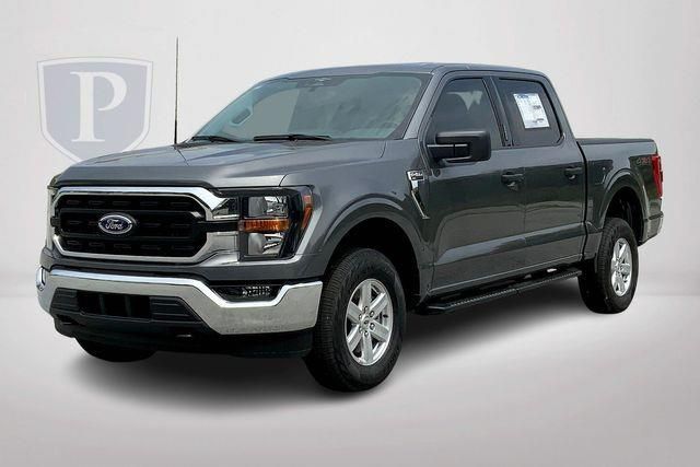 2023 Ford F-150 XLT 2