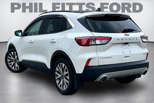 2022 Ford Escape Titanium - 3