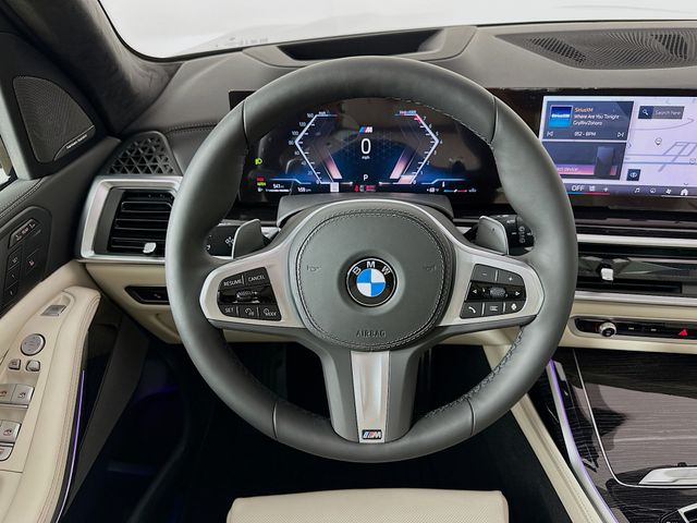 2025 BMW X7 xDrive40i 11