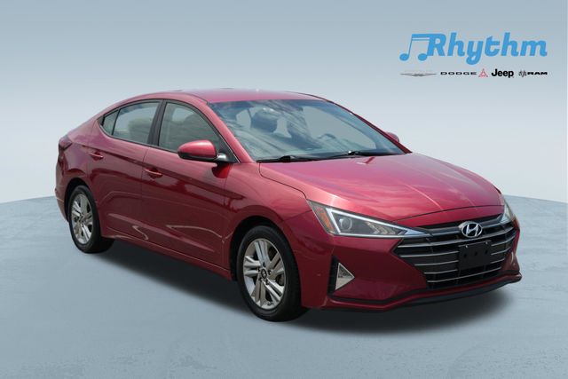 Scarlet Red Pearl 2020 Hyundai Elantra Sedan Front-Wheel Drive Continuously Variable Transmission
