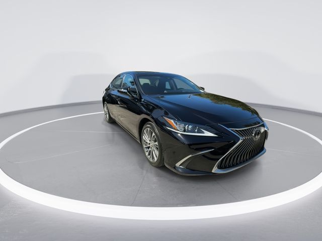 2019 Lexus ES - $30,998