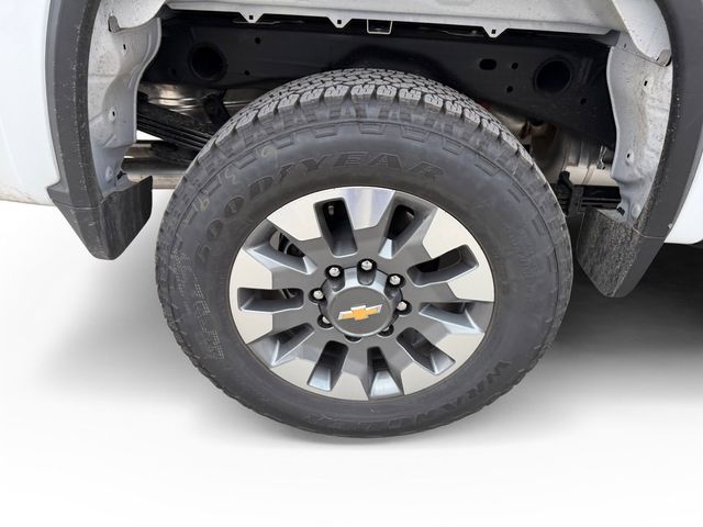 Used 2026 White Chevrolet Custom image 15