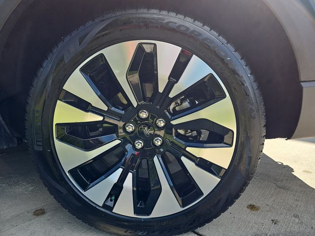 Used 2025 Gray Ford Platinum image 32