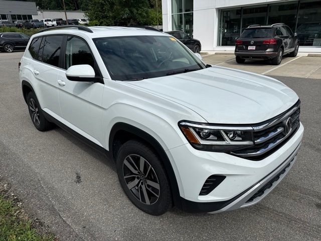 2023 Volkswagen Atlas 2.0T SE White at Sutliff Volkswagen