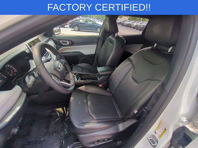 Used 2023 White Jeep Limited image 16