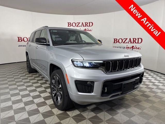 2022 Silver Zynith Jeep Grand Cherokee L Overland RWD SUV