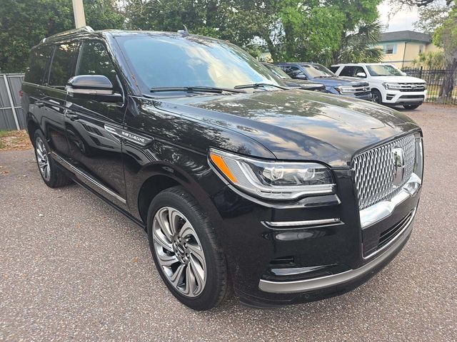 2024 Lincoln Navigator Reserve 4WD's photo