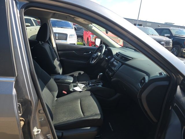 2018 Gun Metallic Nissan Rogue SV AWD SUV