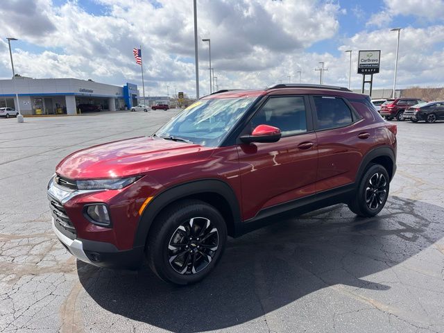 Red (Crimson Metallic) 2023 Chevrolet Trailblazer LT AWD SUV / Crossover Four-Wheel Drive 9-Speed Automatic
