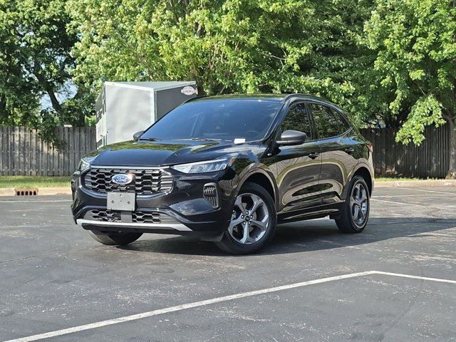 Used 2023 Ford Escape SUV