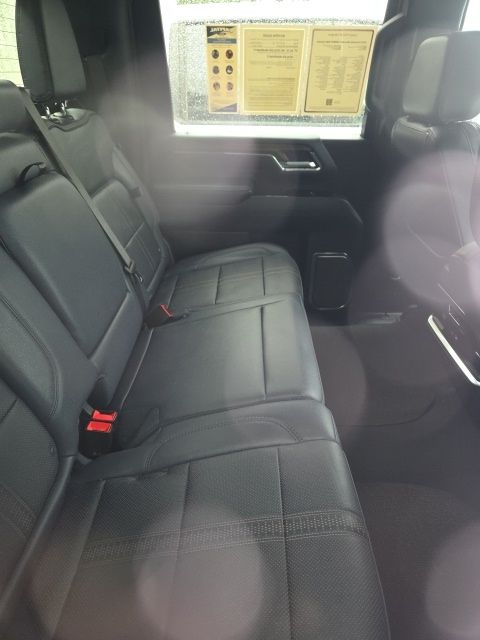Used 2024 Black Chevrolet High Country image 4
