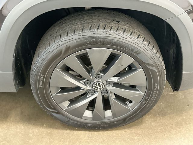 2023 Volkswagen Taos 1.5T S  at Subaru and VW of Moon Township