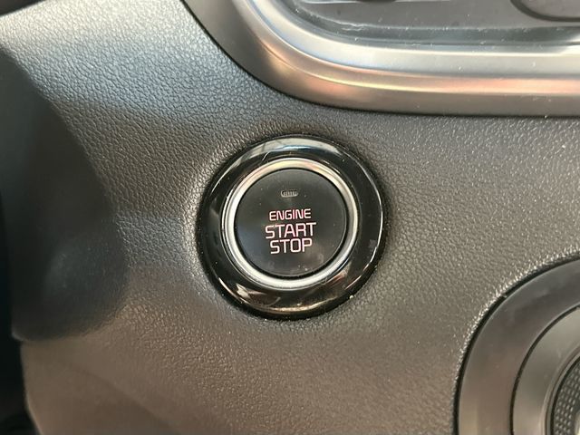 2018 Kia Sorento SX Limited White at Sutliff Volkswagen