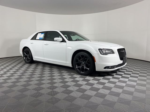 2023 Chrysler 300 S 2