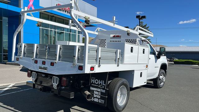 2024 Chevrolet Silverado 3500HD Work Truck 2