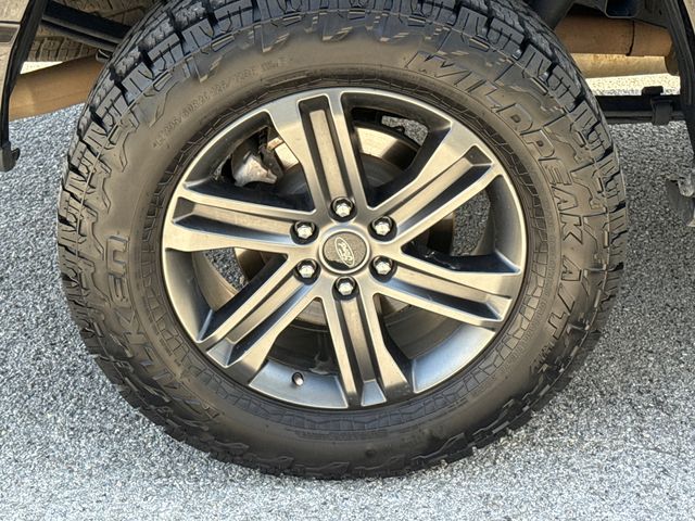 Used 2021 Black Ford Lariat image 12