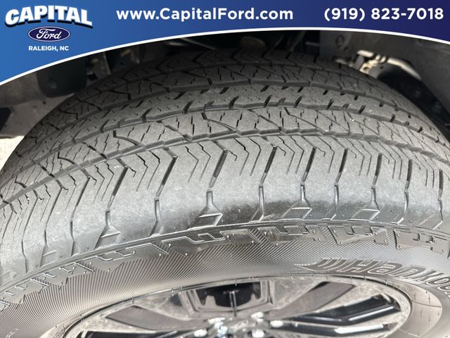 Used 2024 Black Ford XLT image 14