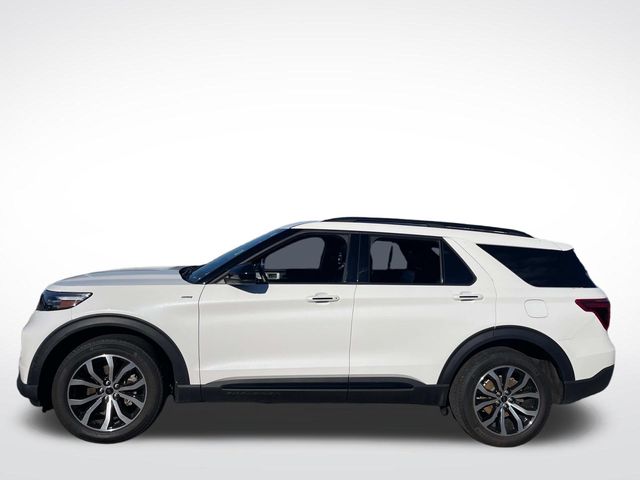 2023 Ford Explorer ST-Line 2