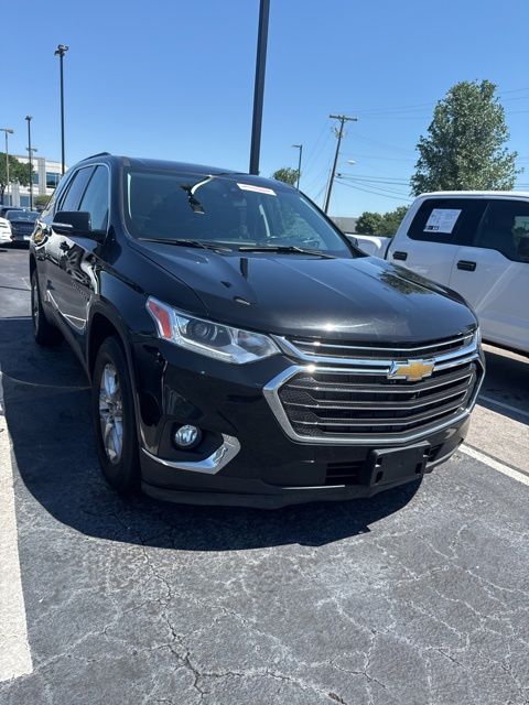 Thumbnail: 2020 Chevrolet Traverse - 3