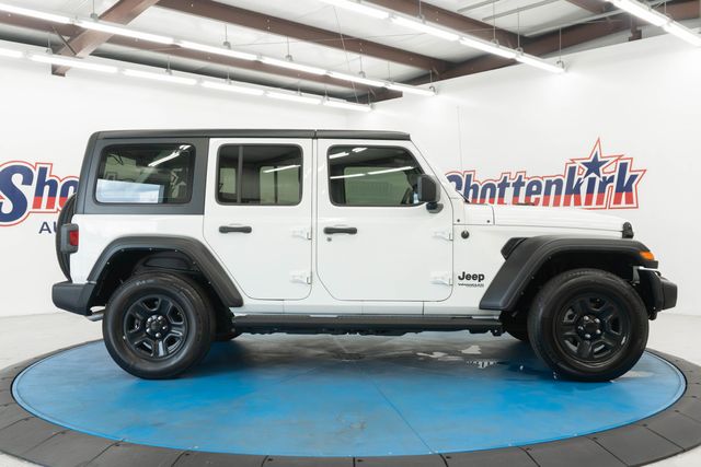 Used 2022 Jeep Wrangler SUV
