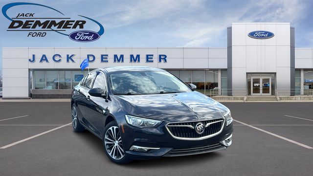 Darkmoon Blue Metallic 2018 Buick Regal Sportback Essence FWD Sedan Front-Wheel Drive 9-Speed Automatic
