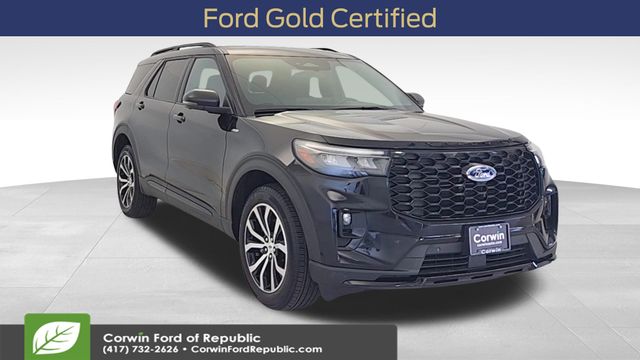 2025 Ford Explorer ST-Line AWD