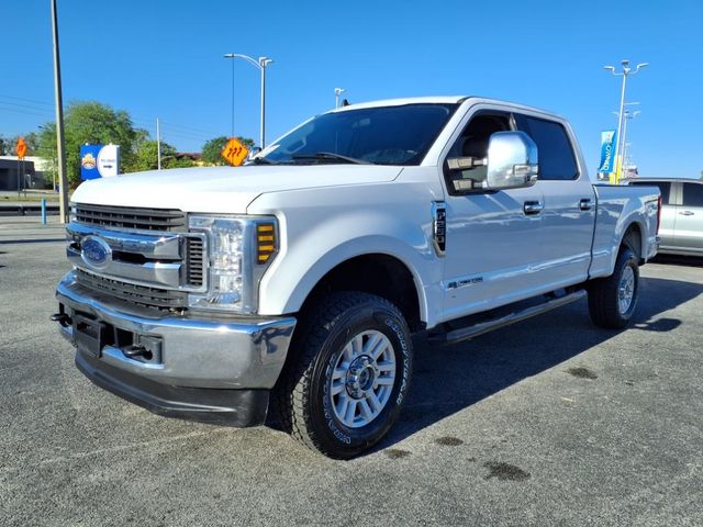 2019 Ford F-250SD XLT photo