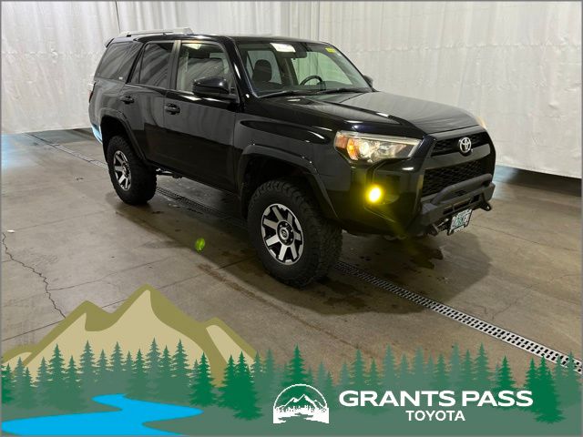 Midnight Black Metallic 2016 Toyota 4Runner SR5 4WD SUV / Crossover Four-Wheel Drive 5-Speed Automatic Overdrive
