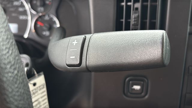 Used 2024 White GMC Work Van image 27