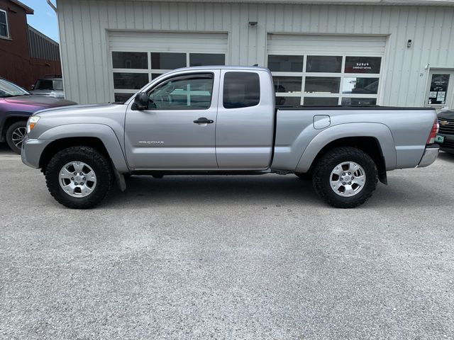 Used 2014 Toyota Tacoma Truck