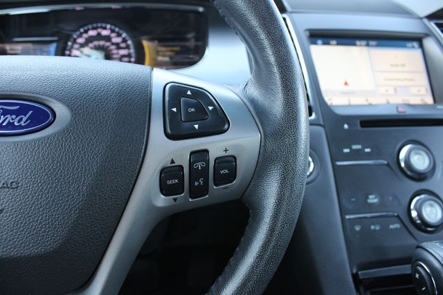 Used 2018 Black Ford SEL image 13