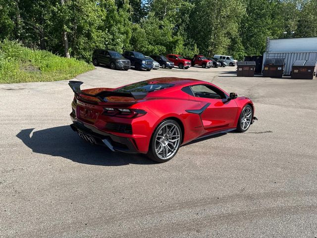 2025 Chevrolet Corvette - Image 5
