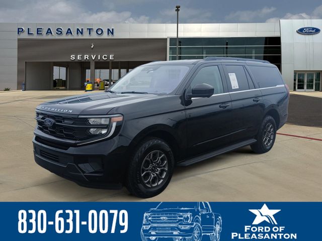 Black Metallic 2025 Ford Expedition SUV / Crossover 4X2 Automatic