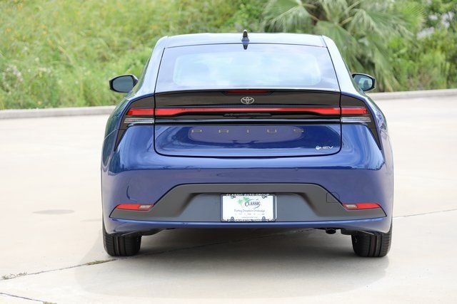2026 Toyota Prius LE - 6