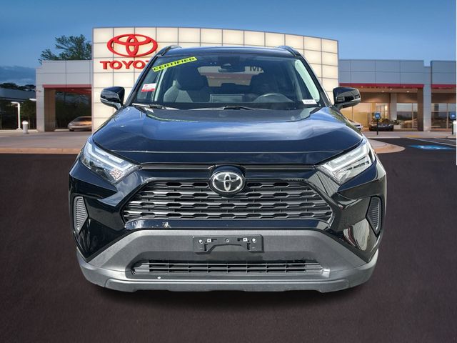 2023 Toyota RAV4 XLE 24