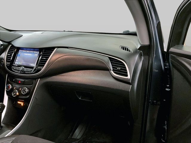 2021 Chevrolet Trax LT Gray at South Hills Kia