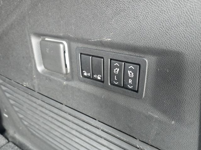 2021 GMC Yukon SLT:45333A